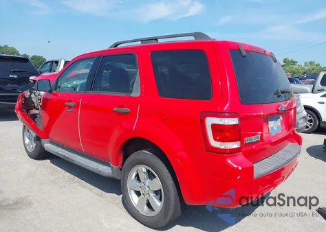 2009 Ford Escape Xlt z USA, uszkodzony, nr VIN 1FMCU03739KA81065